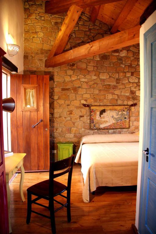 Casale Margherita Turismo Rurale Поллина Номер фото